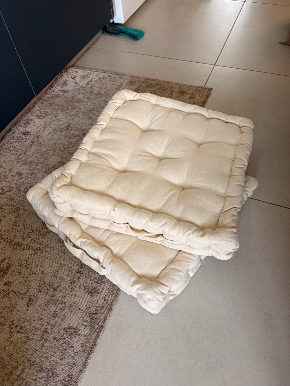 Soft Cream Tufted Floor Cushion (2) - Urban Outfitters
